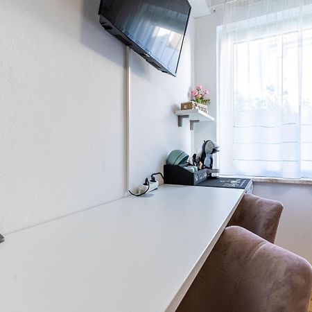 The Rozolina Room Cres Εξωτερικό φωτογραφία